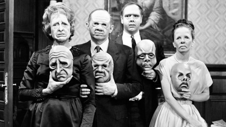 منطقه گرگ و میش (The Twilight Zone) از بهترین سریال‌های آنتولوژی ترسناک