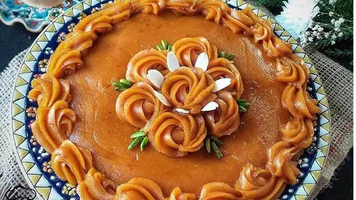 حلوای شیر عسلی و خرما