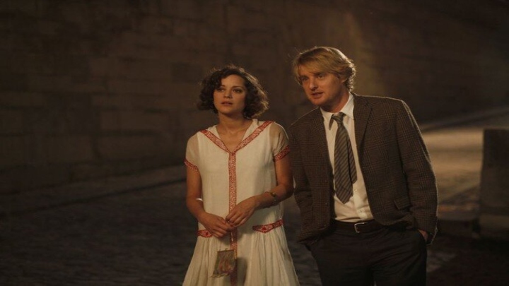 نیمه شب در پاریس (Midnight in Paris) از فیلم‌‌های شاد و انگیزشی برای تقویت روحیه‌