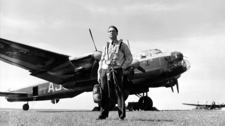 سدشکنان (The Dam Busters) از بهترین فیلم‌‌های جنگی در مورد نبردهای هوایی