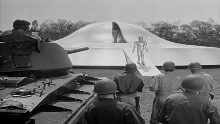 روزی که دنیا از حرکت ایستاد (The Day the Earth Stood Still)