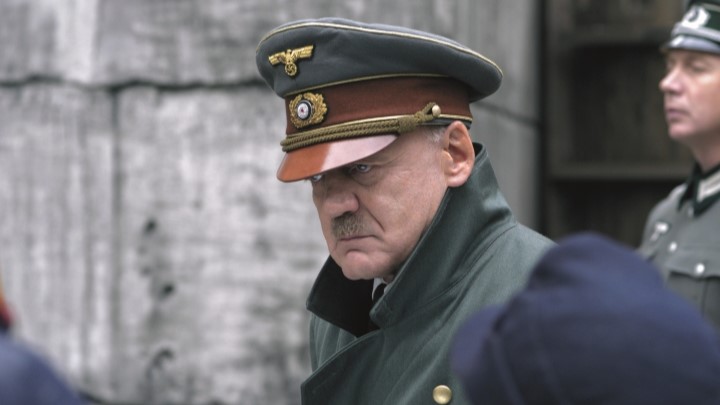 سقوط (Downfall) از بهترین فیلم‌های تاریخی بر پایه واقعیت