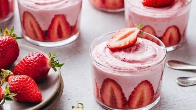 طرز تهیه محلبی توت‌ فرنگی؛ خوشمزه و مجلسی