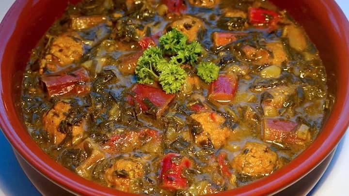 خورش ریواس با مرغ