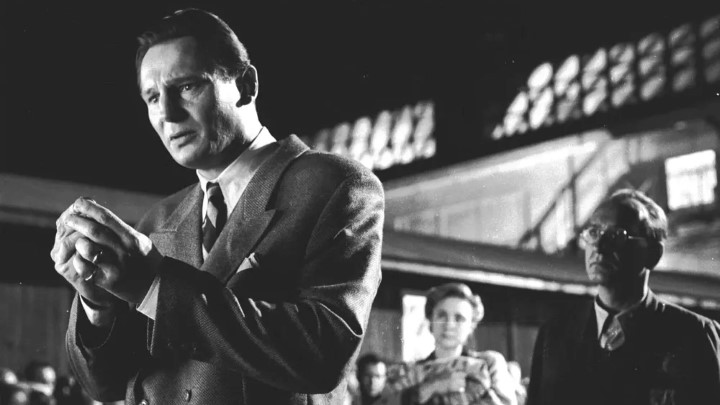 فهرست شیندلر (Schindler's List) از بهترین فیلم‌های تاریخی بر پایه واقعیت