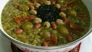 طرز تهیه سوپ گوجه سبز؛ پیشغذای مناسب برای مهمانیهای بهاری