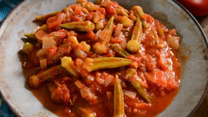 نکات و فوت‌وفن‌ های طرز تهیه خوراک بامیه و گوجه سبز