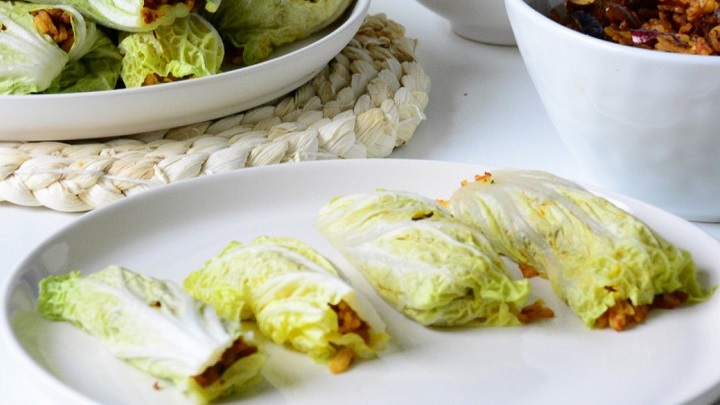 نکات و فوتوفن های طرز تهیه دلمه کاهو نکات و فوتوفن های طرز تهیه دلمه کاهو