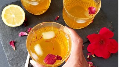 طرز تهیه شربت زعفران و آبلیمو با گلاب+ نکات خوشمزه‌تر شدن