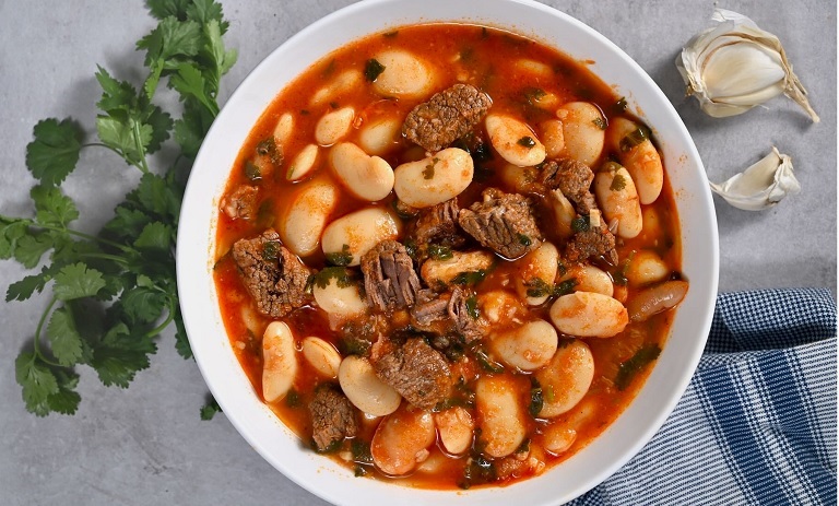 طرز تهیه خورش باقلا سبز لبنانی+ نکات و فوتوفن ها