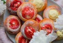 طرز تهیه پیراشکی روسی (واتروشکا توت فرنگی)