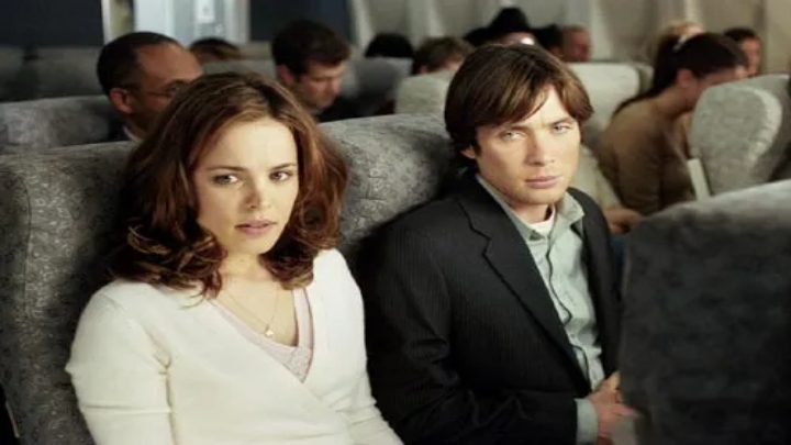 چشم قرمز (Red Eye)؛ بهترین فیلمها درباره سقوط هوایی چشم قرمز (Red Eye)؛ بهترین فیلمها درباره سقوط هوایی