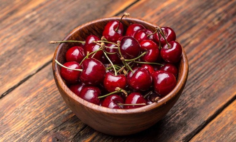 کالری گیلاس چقدر است؟