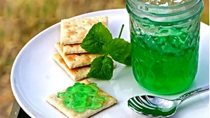 نکات و فوت‌وفن های طرز تهیه مربای نعناع خوشرنگ