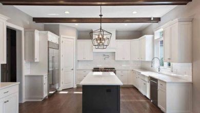 8 مدل کابینت چوبی سفید کلاسیک که آشپزخانه‌تان را لوکس می‌کند