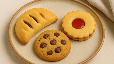 فقط با یک نوع خمیر خانگی 3 مدل شیرینی بپزید