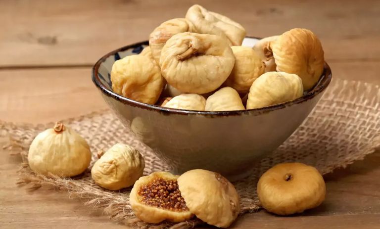 8 روش خشک کردن انجیر بدون سیاه شدن