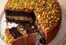 طرز تهیه کیک شکلات دبی؛ به روش اصیل با فوت‌وفن‌ ها