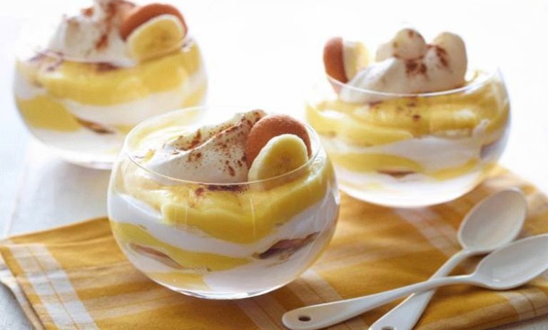 طرز تهیه دسر مگنولیا لیمویی با لیمو تازه؛ ترکیبی از ترشی و شیرینی