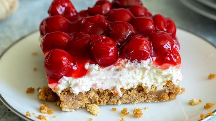 نکات و فوت‌وفن‌ های طرز تهیه دسر پنیر و گیلاس