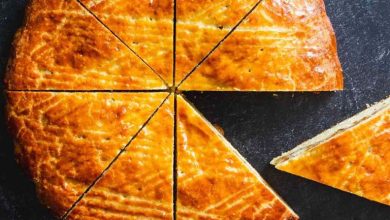 طرز تهیه گاتا با گیلاس و شکلات+ نکات کلیدی