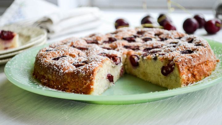 نکات و فوت‌وفن‌ های طرز تهیه کیک آلبالو خانگی