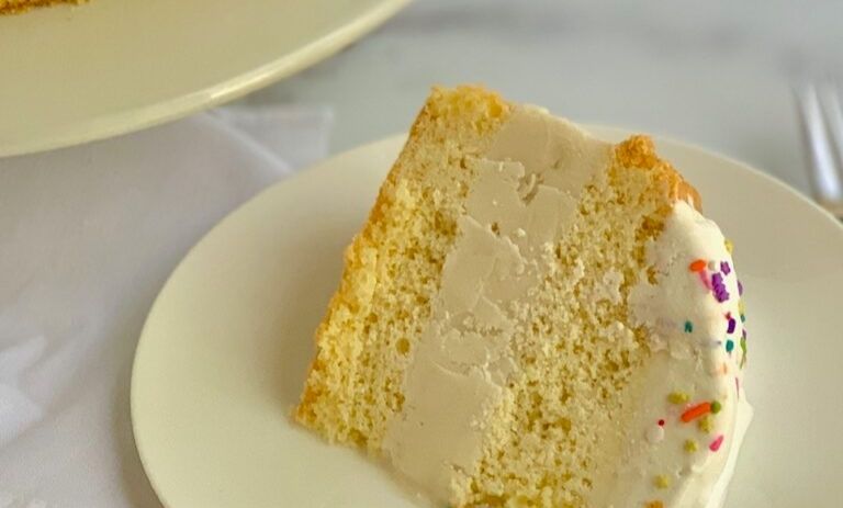 نکات و فوت‌وفن‌ های طرز تهیه کیک بستنی زعفرانی