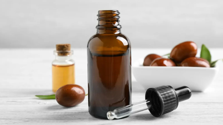 اهمیت استفاده از روغن برای مو