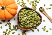 کالری تخمه کدو چقدر است؟