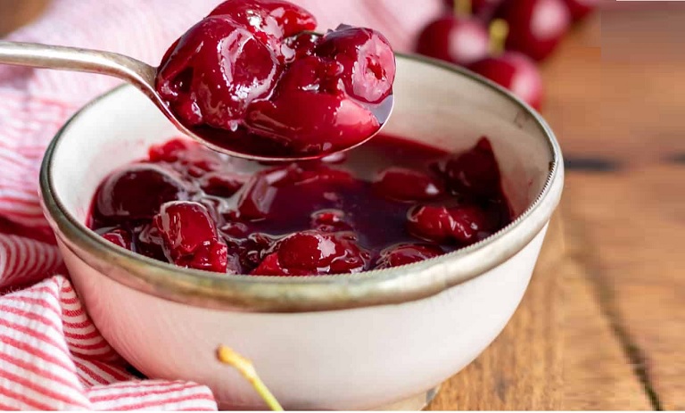 طرز تهیه کمپوت گیلاس؛ نکات کلیدی برای ماندگاری بالا