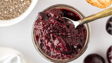 طرز تهیه مربا آلبالو رژیمی بدون شکر