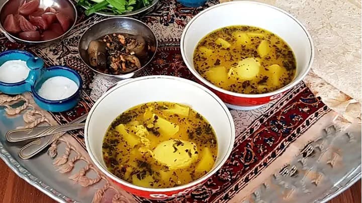 نکات و فوت‌وفن های طرز تهیه اشکنه نعناع