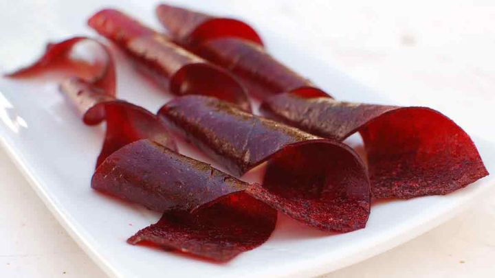 طرز تهیه لواشک آلو در فر