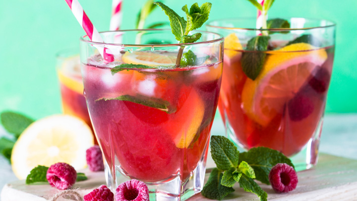 طرز تهیه دتاکس هندوانه و نعناع؛ دتاکس واتر خنک کننده مخصوص تابستان داغ طرز تهیه دتاکس هندوانه و نعناع؛ دتاکس واتر خنک کننده مخصوص تابستان داغ