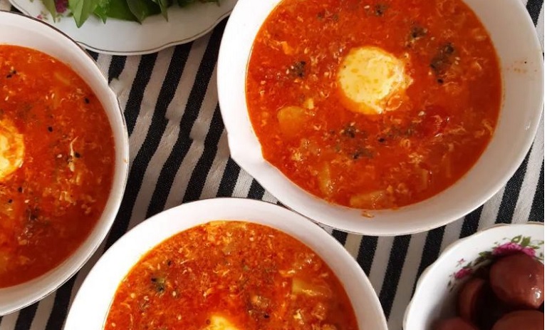 طرز تهیه اشکنه به روش سنتی+ نکات و فوتوفن ها