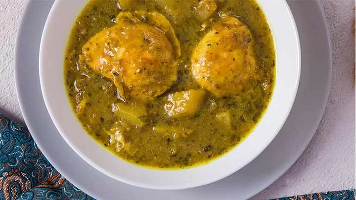 طرز تهیه اشکنه تخم‌ مرغ و گردو (سبک خراسانی)