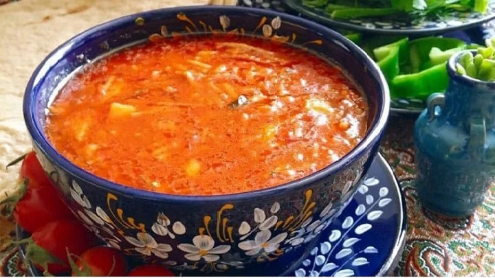طرز تهیه اشکنه با عدس