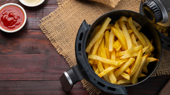 رازهای خشک نشدن سیب‌زمینی در سرخ کن بدون روغن