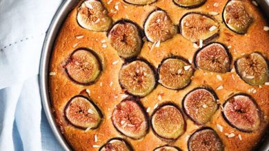 طرز تهیه کیک انجیر خانگی+ نکات خوشمزهتر شدن