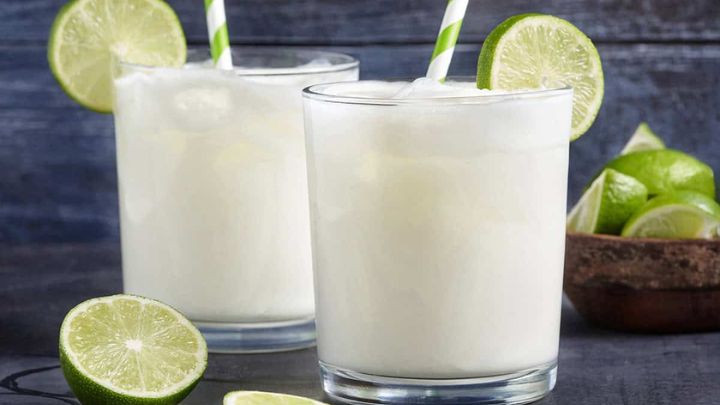 نکات و فوتوفن های طرز تهیه لیموناد برزیلی نکات و فوتوفن های طرز تهیه لیموناد برزیلی