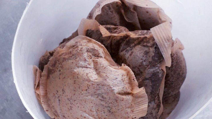 استفاده از تفاله چای سیاه به عنوان یک کود طبیعی برای گیاهان اپارتمانی استفاده از تفاله چای سیاه به عنوان یک کود طبیعی برای گیاهان اپارتمانی