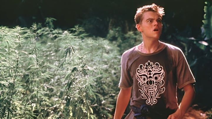 ساحل (The Beach) از بهترین فیلمها درباره ماجراجویی و سفر ساحل (The Beach) از بهترین فیلمها درباره ماجراجویی و سفر