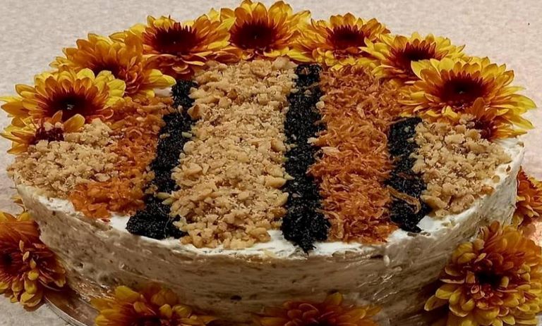 طرز تهیه کیک کشک بادمجان؛ غذای خوشمزه برای مهمانی