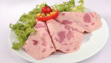 کالری هر ورق کالباس چقدر است؟