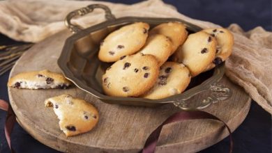 کالری شیرینی کشمشی چقدر است؟