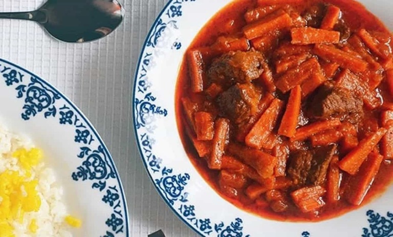 طرز تهیه خورشت آلو بخارا+ نکات و فوتوفن ها