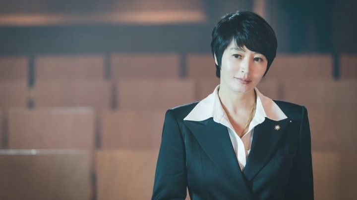 کفتار (Hyena) از بهترین فیلم و سریال‌های کیم هه سو