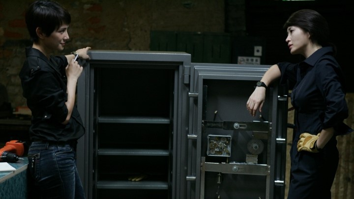 دزدان (The Thieves) از بهترین فیلم و سریال‌های کیم هه سو