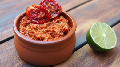 طرز تهیه دیپ گوجه فرنگی با گوجه خشک و تازه