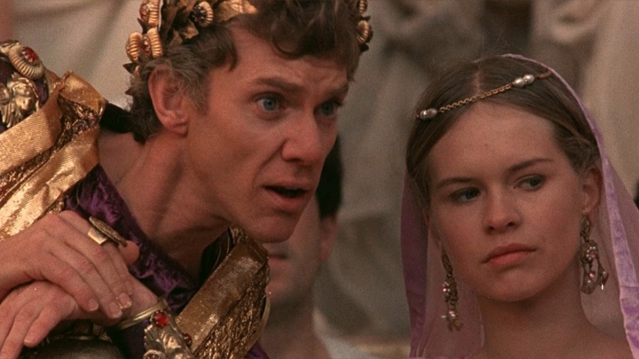 کالیگولا (Caligula)؛ فیلمهای تاریخی برتر درباره امپراتوری روم کالیگولا (Caligula)؛ فیلمهای تاریخی برتر درباره امپراتوری روم